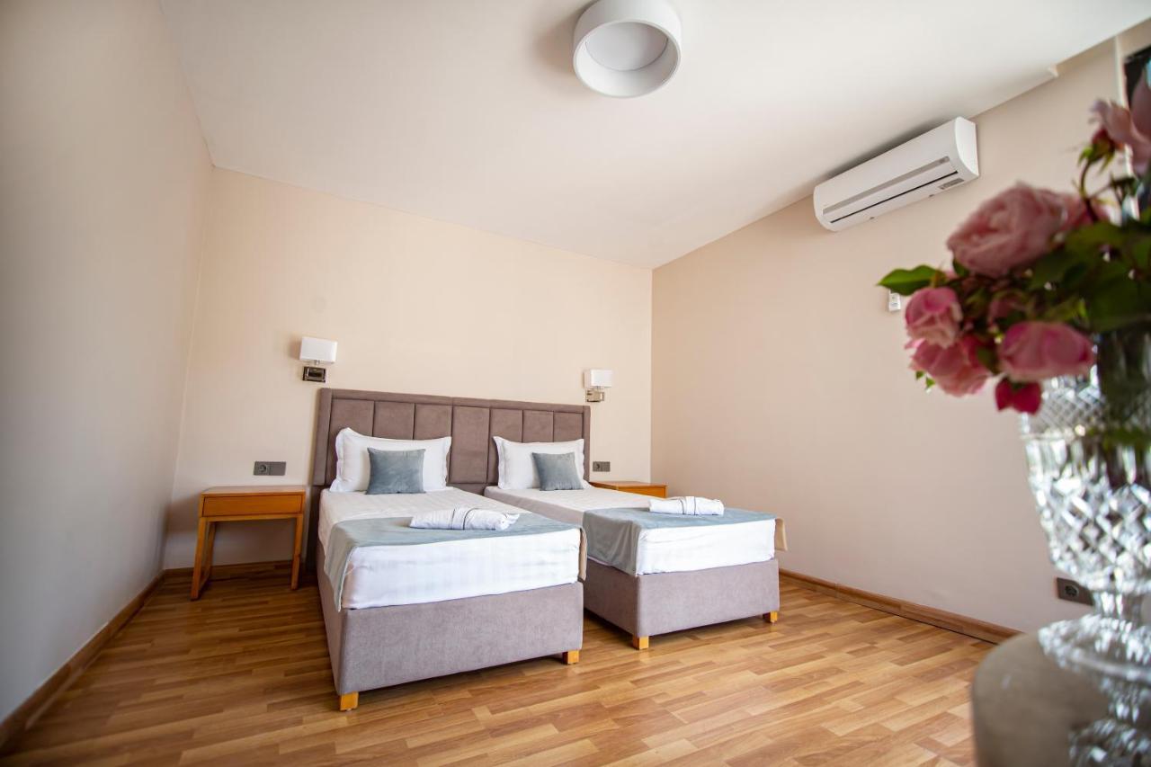 Chveni Ezo Boutique Hotel Kobuleti ภายนอก รูปภาพ
